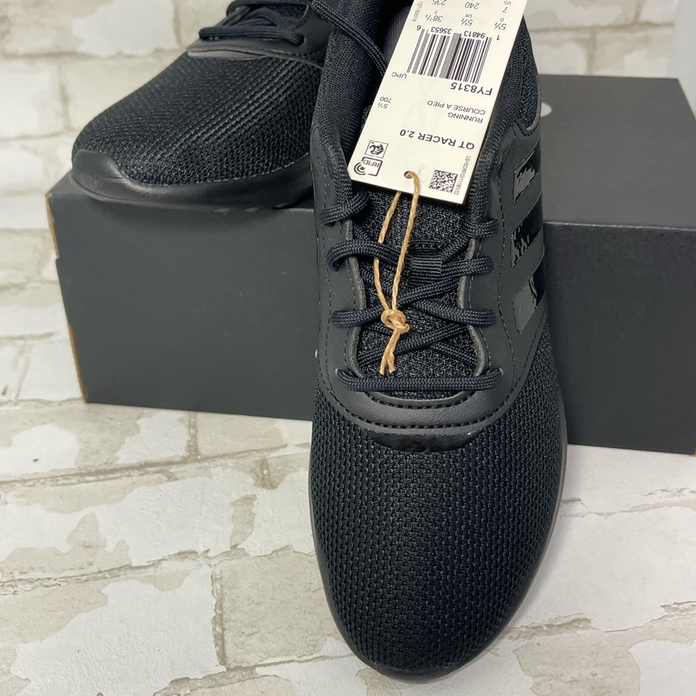 Adidas QTRacer2.0 - Black